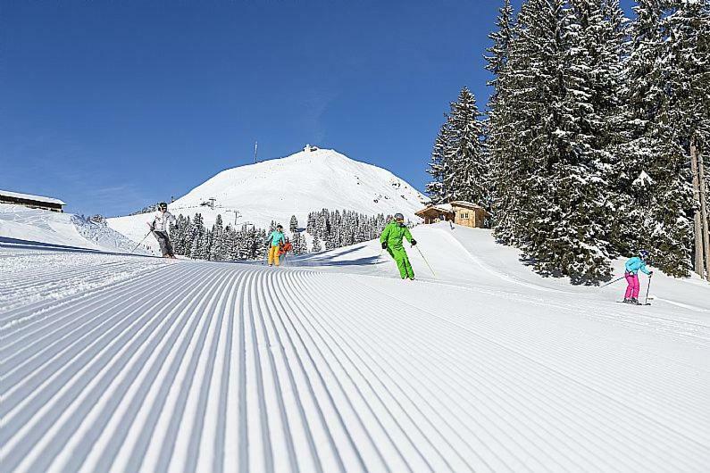 Bergpension Zinting Brixen im Thale Bagian luar foto